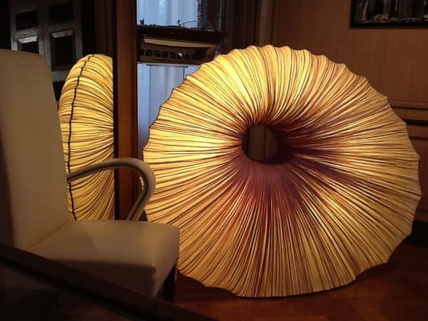 Illuminazione scultorea in seta in residenza privata